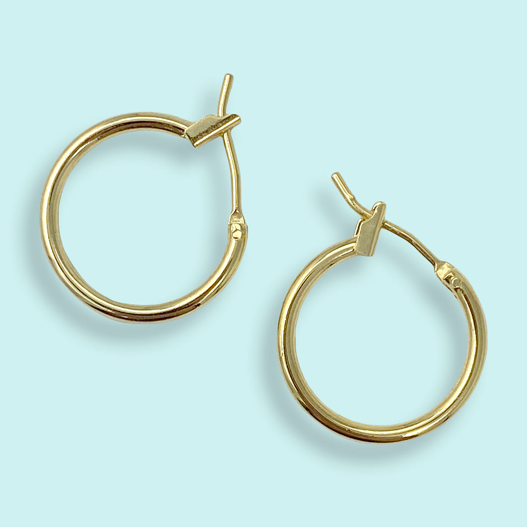 Medium Gold Catch Hoops