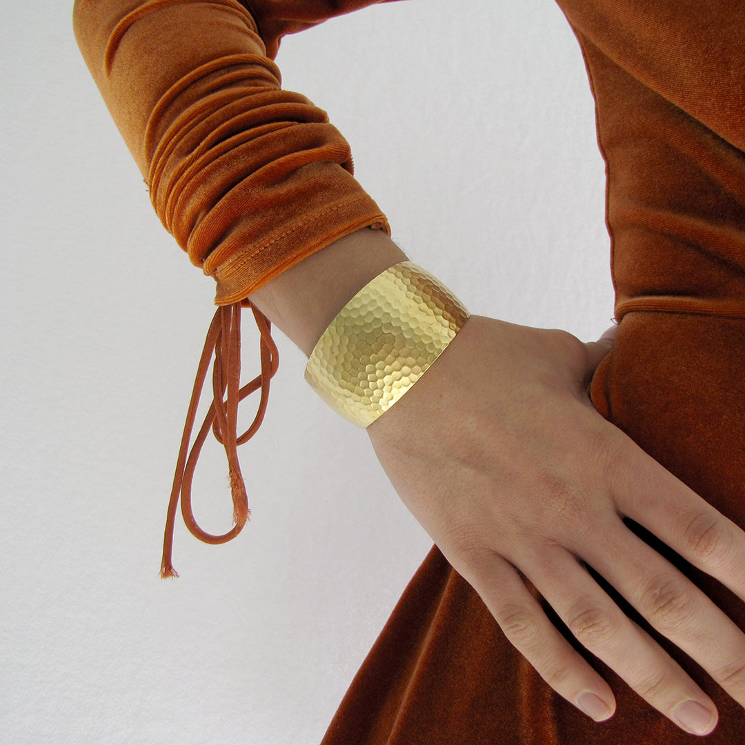 Gold hammered cuff bracelet discount