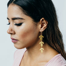 Load image into Gallery viewer, Leafy Vine Earrings