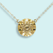 Load image into Gallery viewer, Sun Facets Necklace