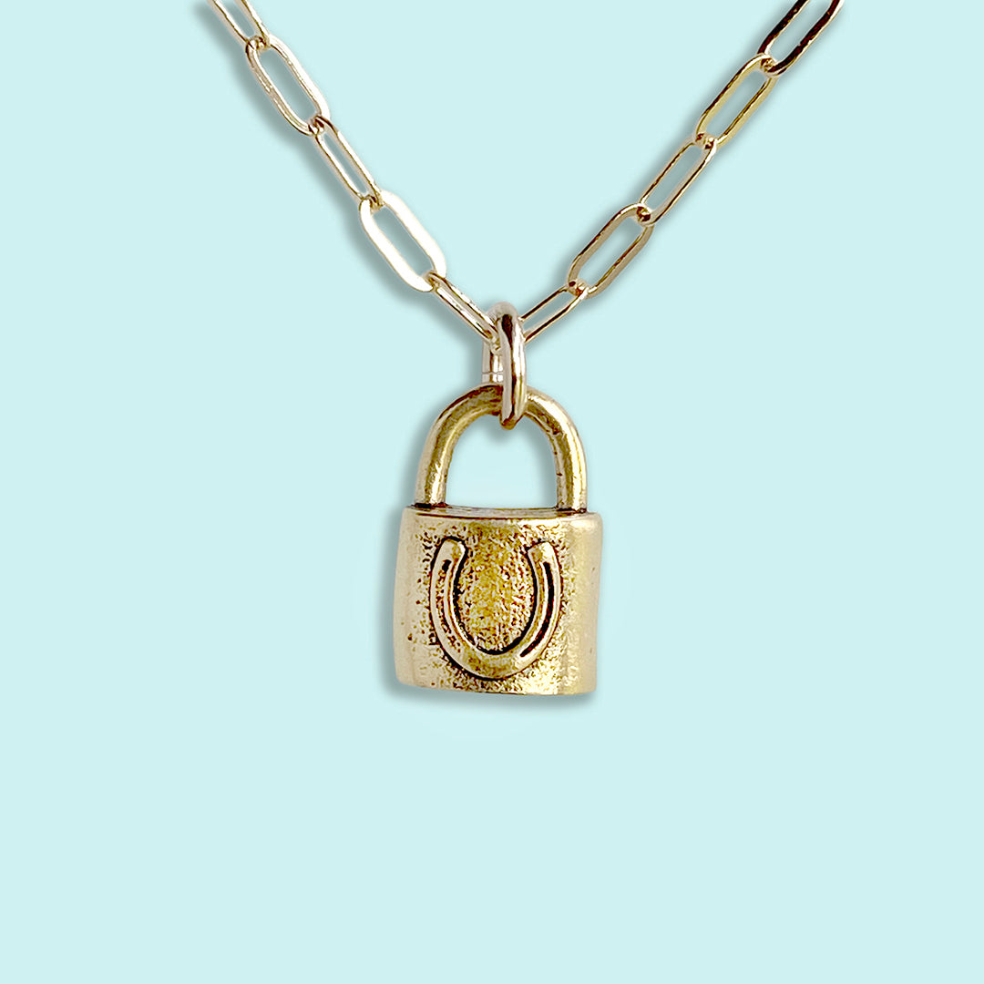 gold necklace lock