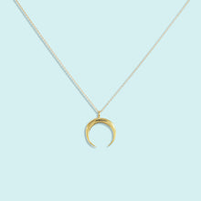 Load image into Gallery viewer, Crescent Moon Necklace