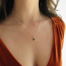 Load image into Gallery viewer, Labradorite Star Stone Necklace