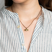 Handshake Necklace