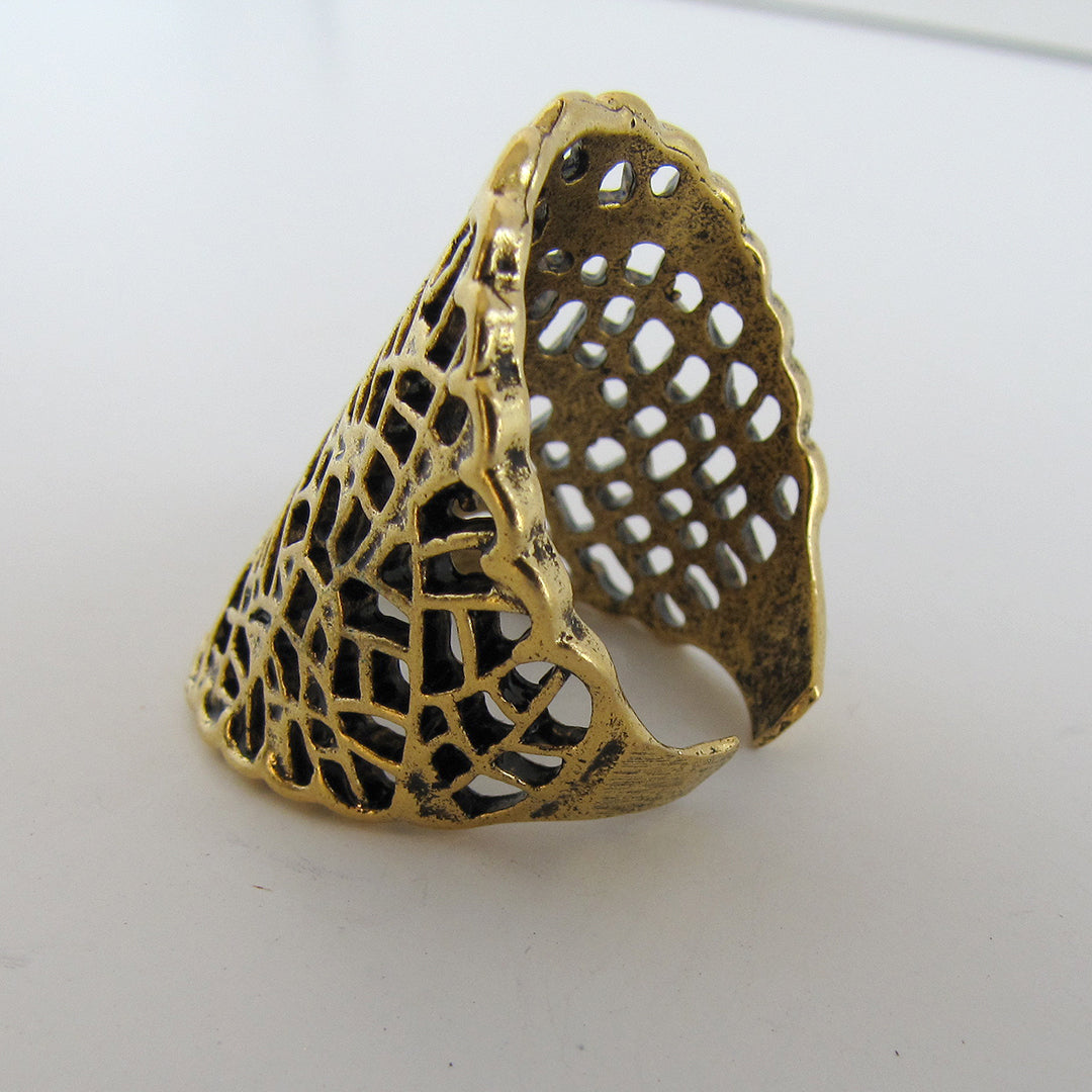 Gold Leaf Lace Ring